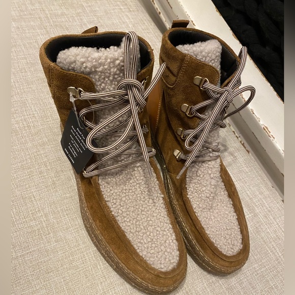 Aquatalia TAELYN brand-new never been used size 11 - Picture 1 of 7